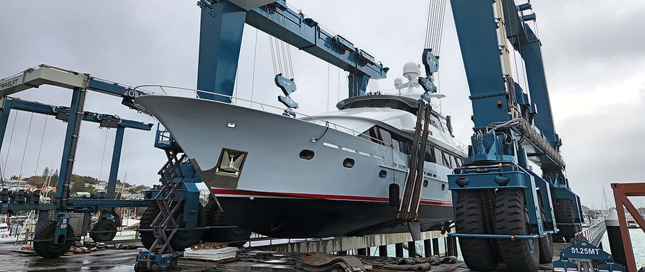 30m Luxury Motor Yacht – Full AV/IT Upgrade